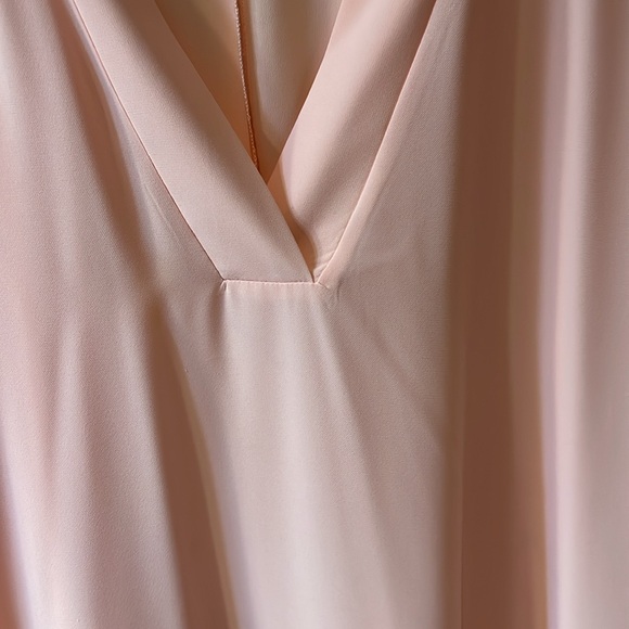 Eloquii Soft Peachy/pink  V-Neck Blouse 22 - Picture 6 of 7